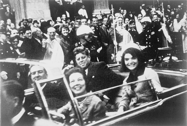 Last known photos of famous people - John F Kennedy